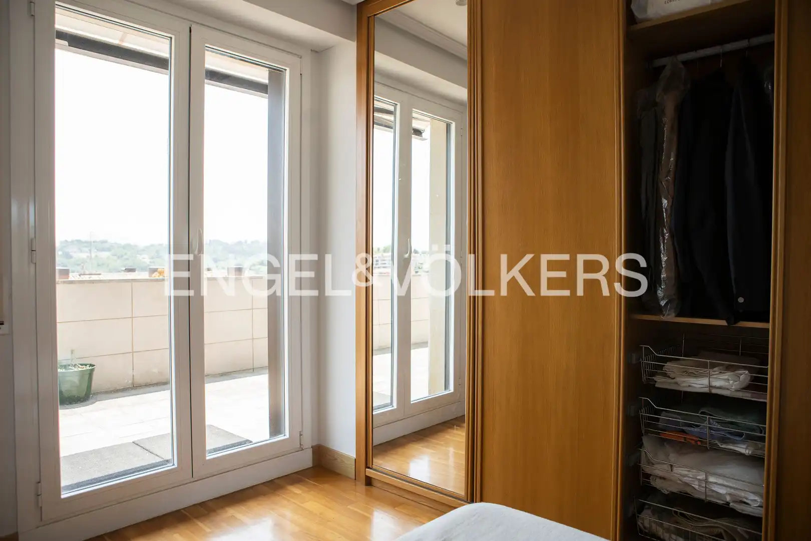 Flat for rent in Manuel Vázquez Montalbán Kalea, Aiete
