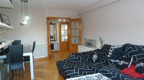 Photo 4 of Flat for sale in Paseo Santa Lucía, Buztintxuri, Navarra