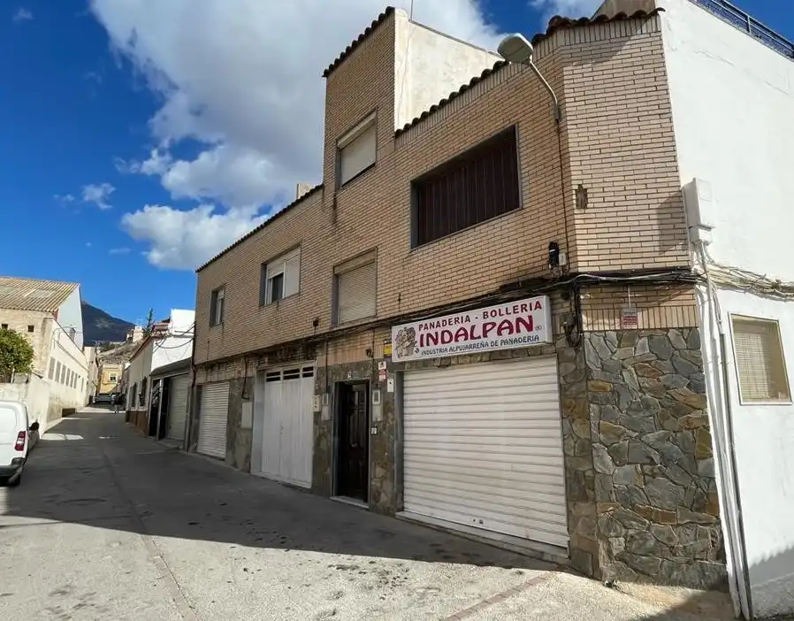 Vista exterior de Piso en venta en Berja, Almería