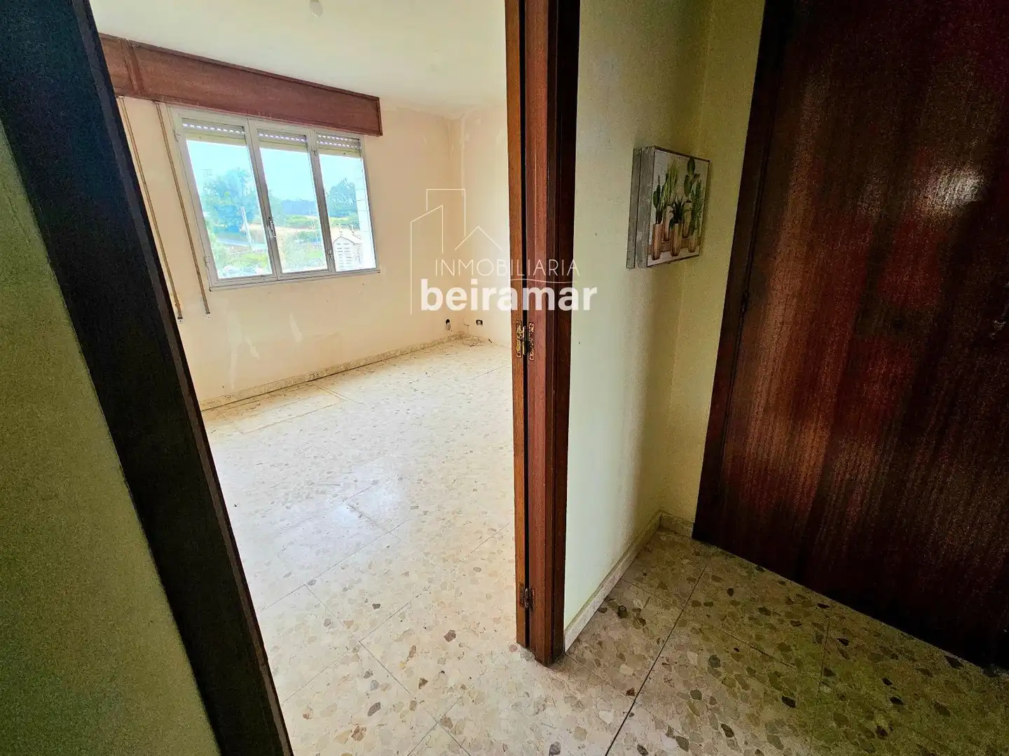 Habitación de Piso en venta en Ribeira con Calefacción y Trastero
