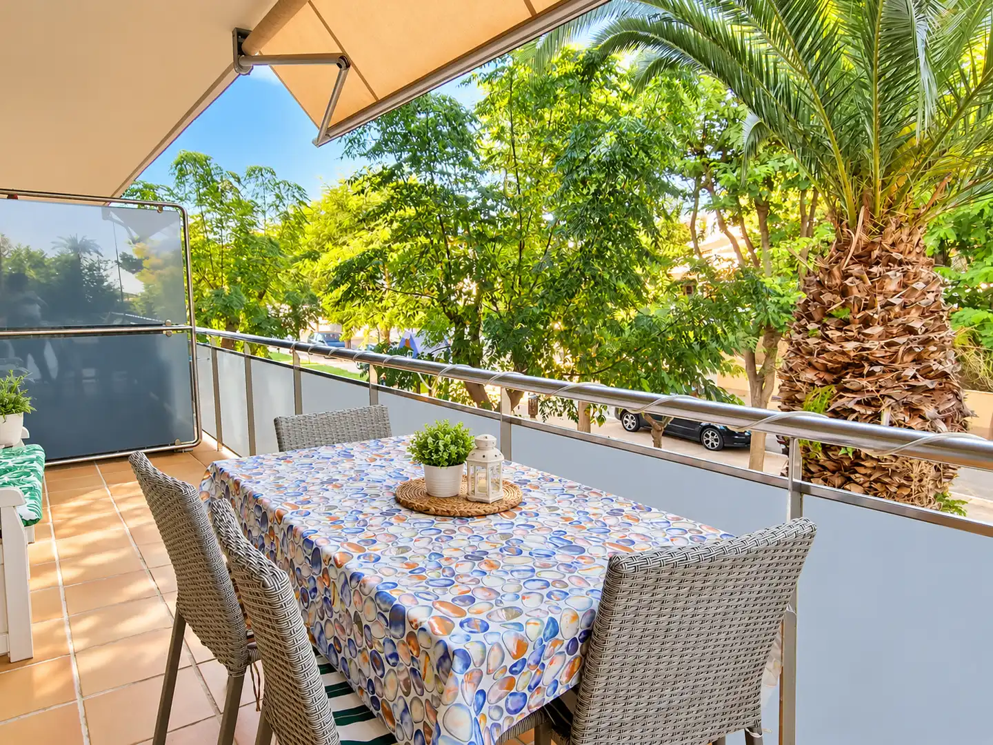 Terraza de Piso en venta en Roda de Berà con Calefacción y Jardín privado