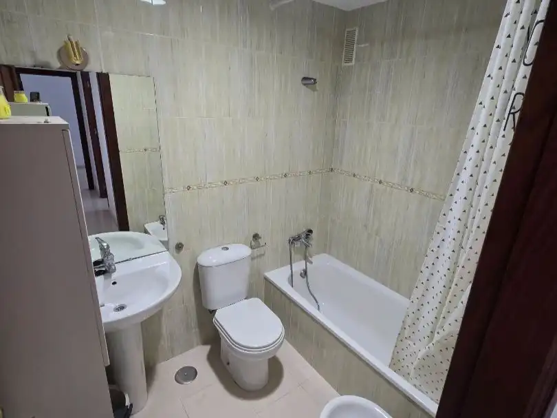 Bathroom of Flat for sale in Centro - Calzada - Cabo Noval