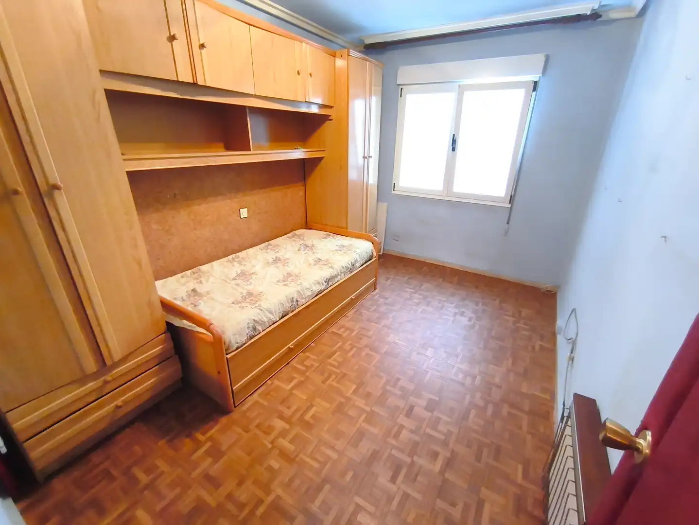 Schlafzimmer von Wohnung zum Verkauf in Avilés mit Heizung und Möbliert