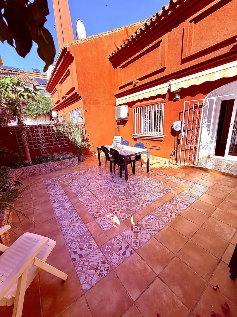 Terrace of Houses for sale in Fuengirola  with Air Conditioner, Heating and Private garden