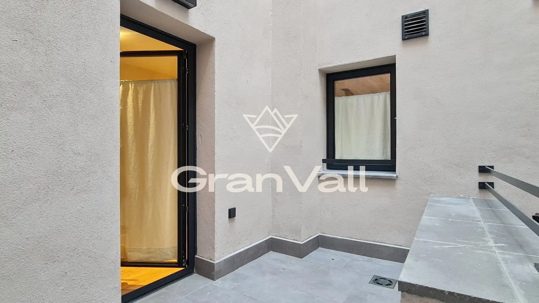 Terrassa de Apartament en venda en Puigcerdà amb Calefacció, Terrassa i Traster