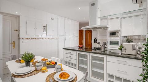 Foto 3 de Apartament per a compartir a Nueva España,  Madrid Capital