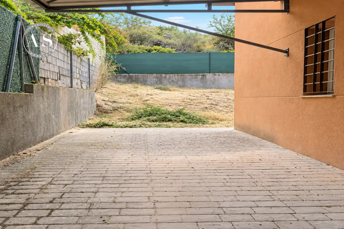 Villa zum Verkauf in Alfaguara, imagen 3