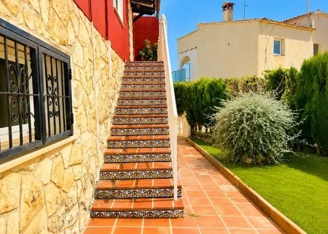 Exterior view of Houses for sale in Calpe / Calp  with Air Conditioner, Heating and Private garden