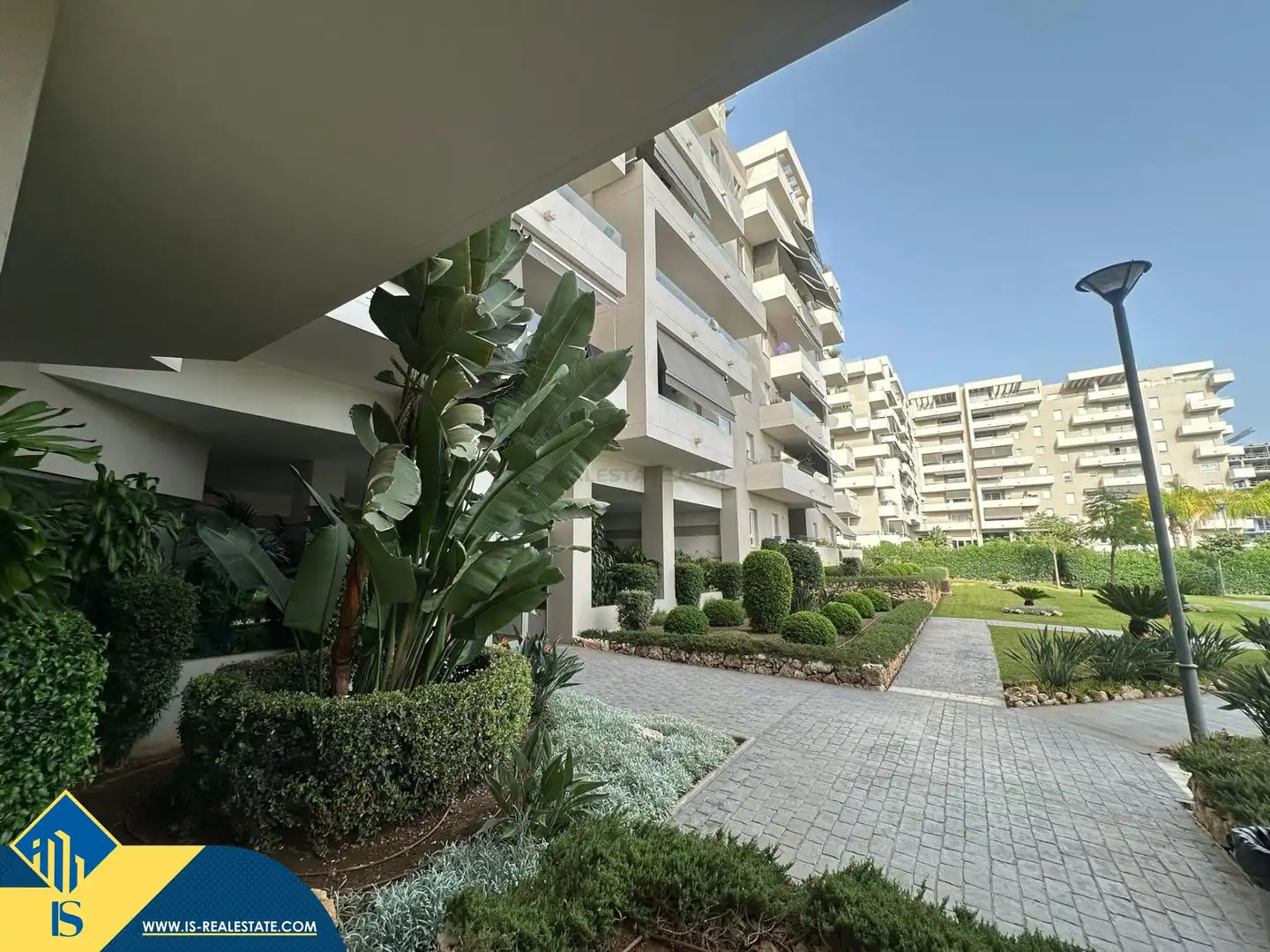 Piso con piscina en venta en Nueva Andalucía, imagen 3