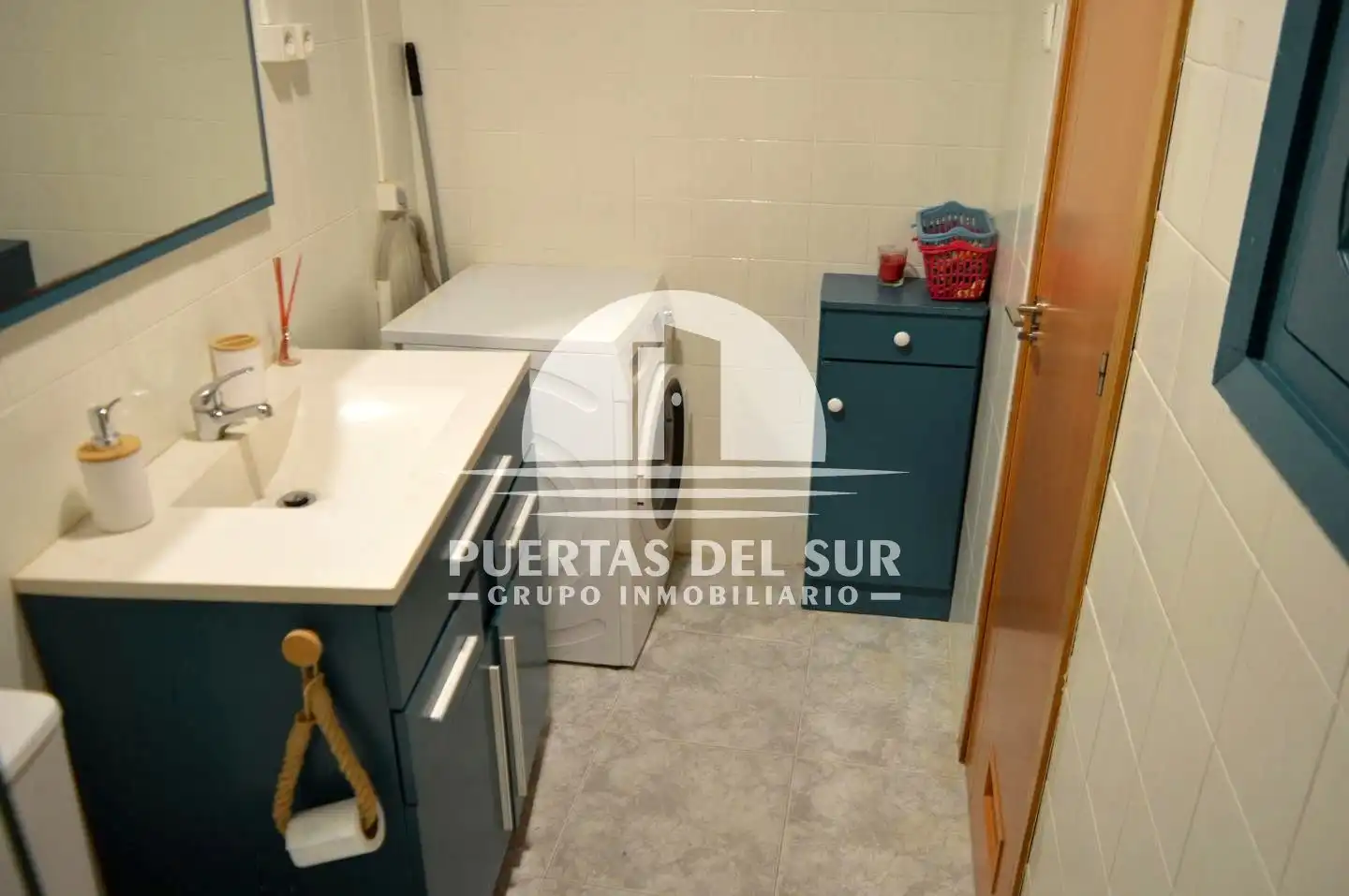 Vista exterior de Planta baja en venta en Rota con Trastero