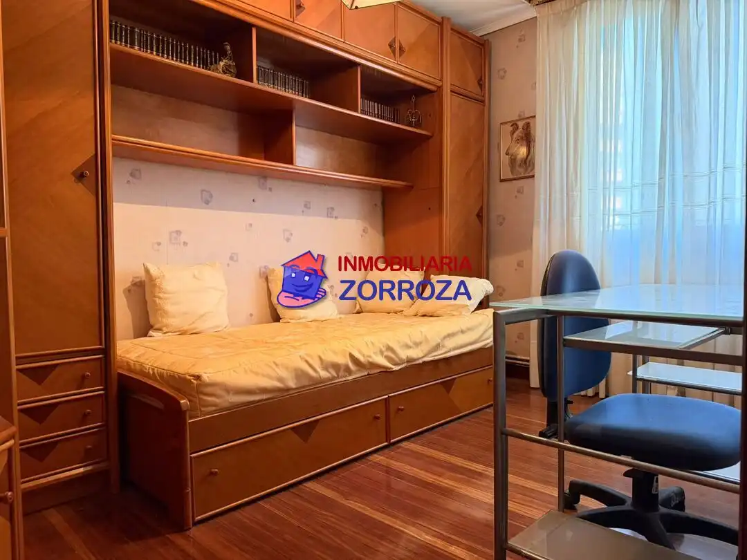 Habitación de Piso en venta en Bilbao  con Calefacción, Jardín privado y Amueblado