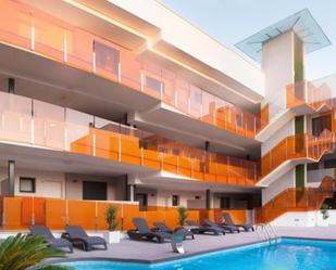 Swimming pool of Planta baja for sale in Torrevieja  with Air Conditioner, Heating and Terrace