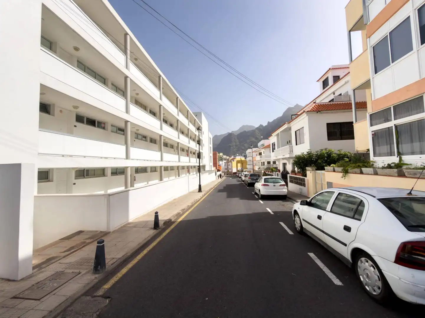 Vista exterior de Apartament en venda en San Cristóbal de la Laguna amb Jardí privat, Terrassa i Piscina comunitària