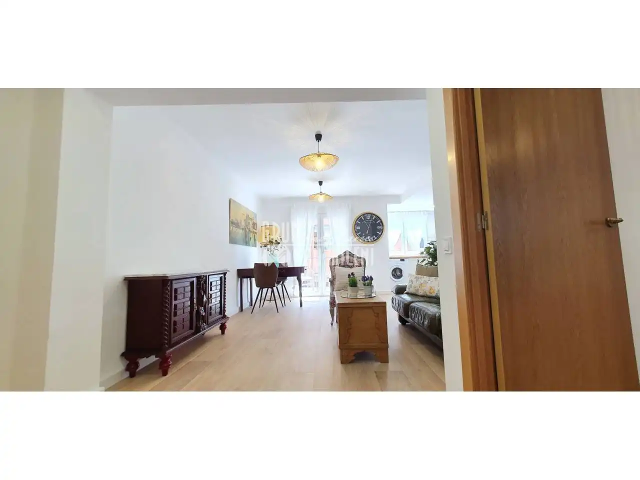 Vista exterior de Piso en venta en Silla con Amueblado y Balcón