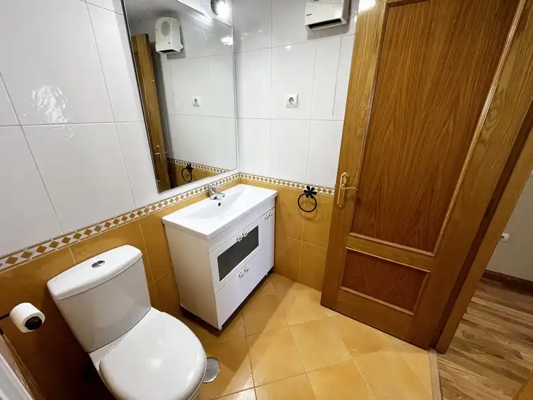 Bany de Pis de lloguer en Pinto amb Aire condicionat, Calefacció i Parquet
