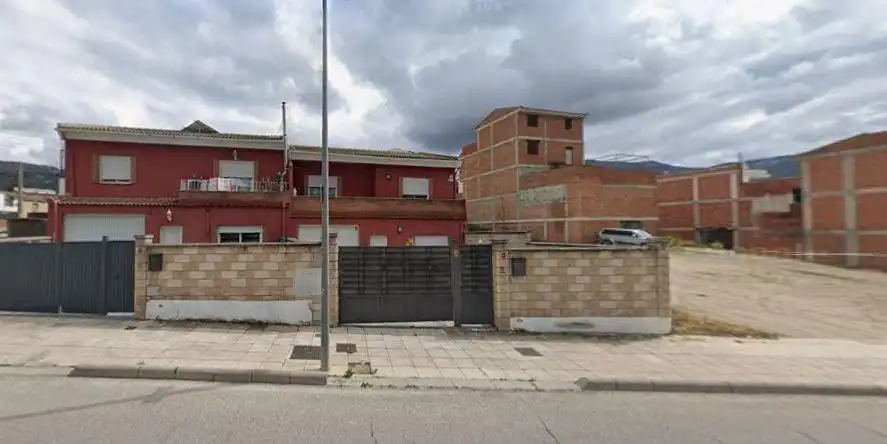 Flat with pool for sale in Los Villares