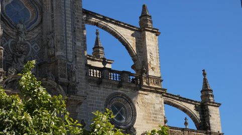 OPORTUNIDAD DE INVERSION CASA CON PROYECTO EN EL CENTRO DE JEREZ