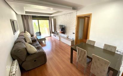 Living room of Flat for sale in  Barcelona Capital  with Terrace and Balcony