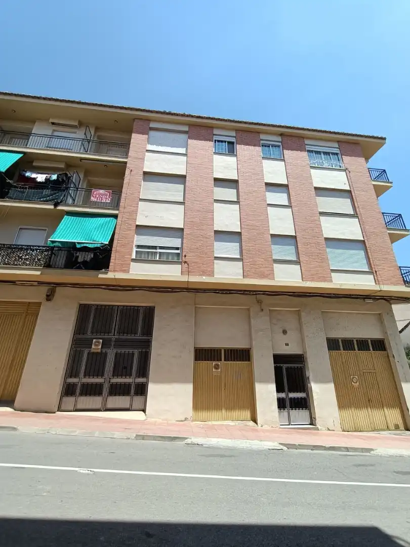 Vista exterior de Pis en venda en Viver amb Aire condicionat, Terrassa i Traster