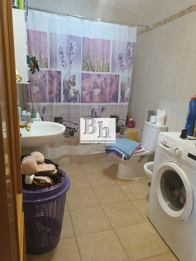 Bathroom of Flat for sale in Málaga