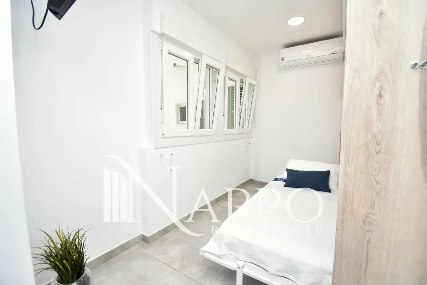 Bedroom of Flat for sale in  Palma de Mallorca  with Air Conditioner, Heating and Terrace