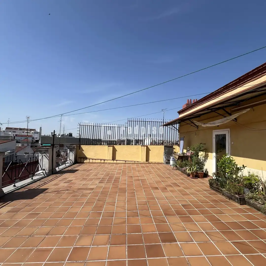 Terrace of Flat for sale in Madrid  with Heating, Terrace and Furnished