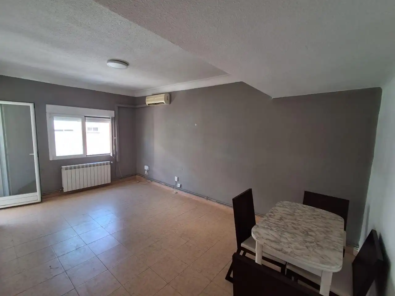 Flat for sale in Madrid  with Air Conditioner and Terrace