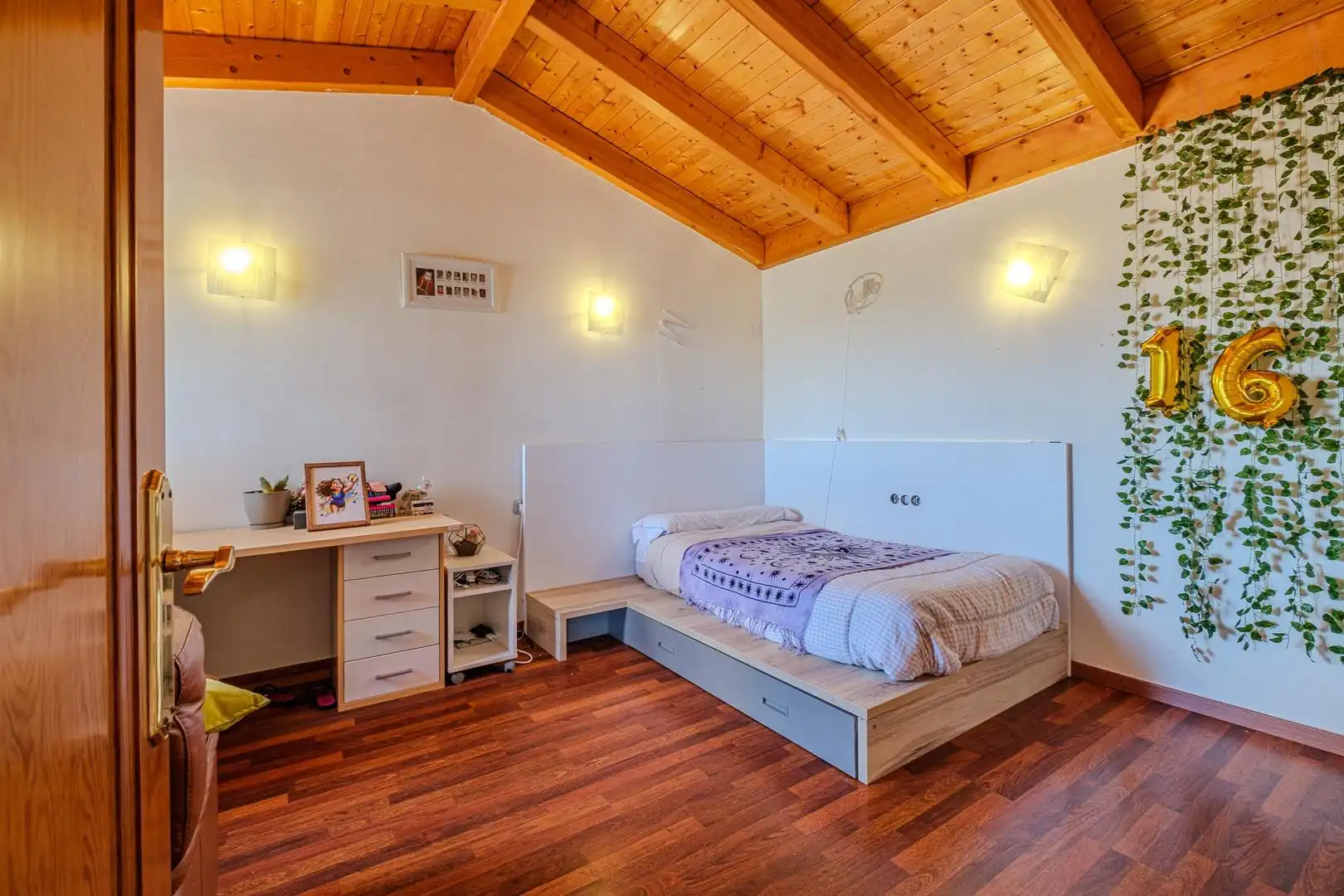 Detached house with pool for sale in Avenida del Virrei Amat 103, imagen 16