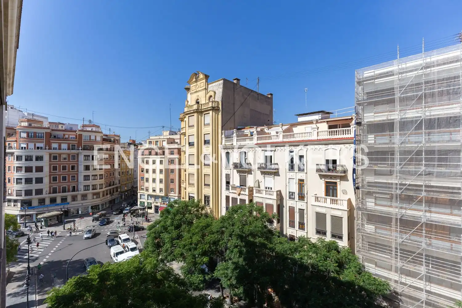 Vista exterior de Piso en venta en Valencia con Calefacción y Balcón