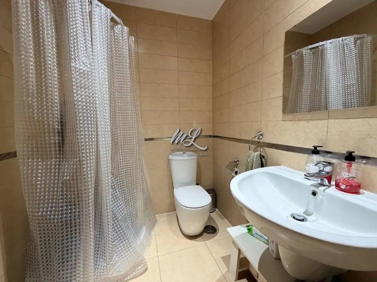 Baño de Casa adosada en venta en Santa Cruz del Retamar con Aire acondicionado, Calefacción y Jardín privado