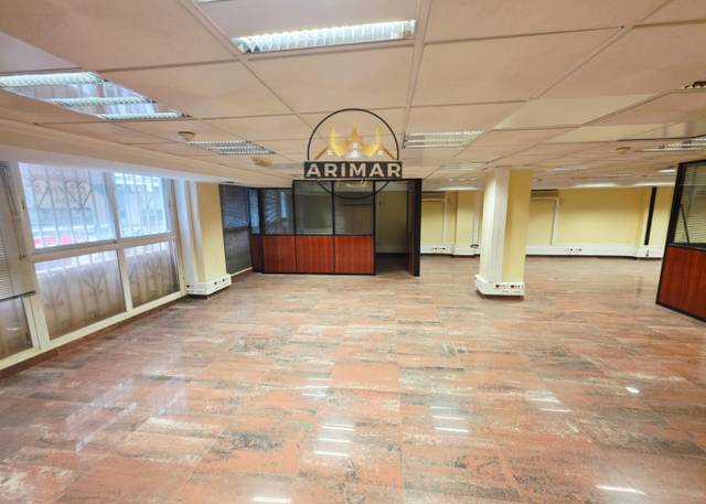 Local comercial en Alquiler en Carrer d'Asensi en Casco Histórico