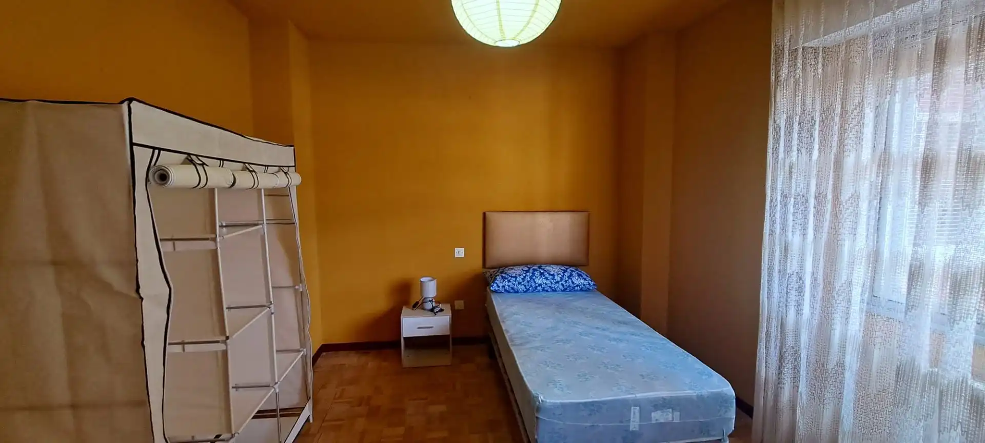 Habitació a Ávila, Ávila