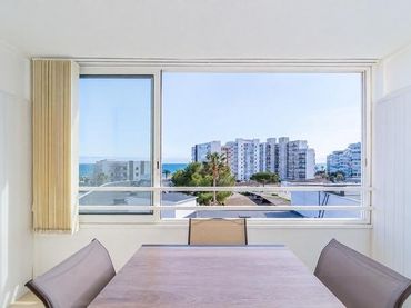 Apartament amb balcó en venda a DE P CALDERON DE LA BARCA 6