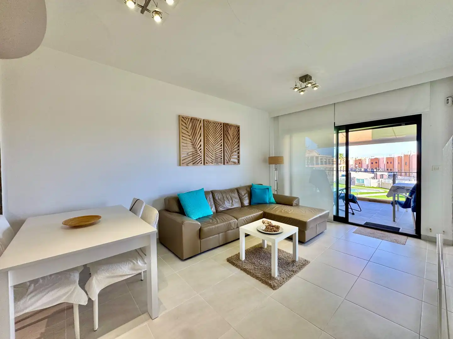 Sala d'estar de Apartament en venda en Orihuela amb Jardí privat, Traster i Piscina