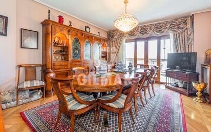 Dining room of Flat for sale in  Madrid Capital  with Air Conditioner, Heating and Balcony