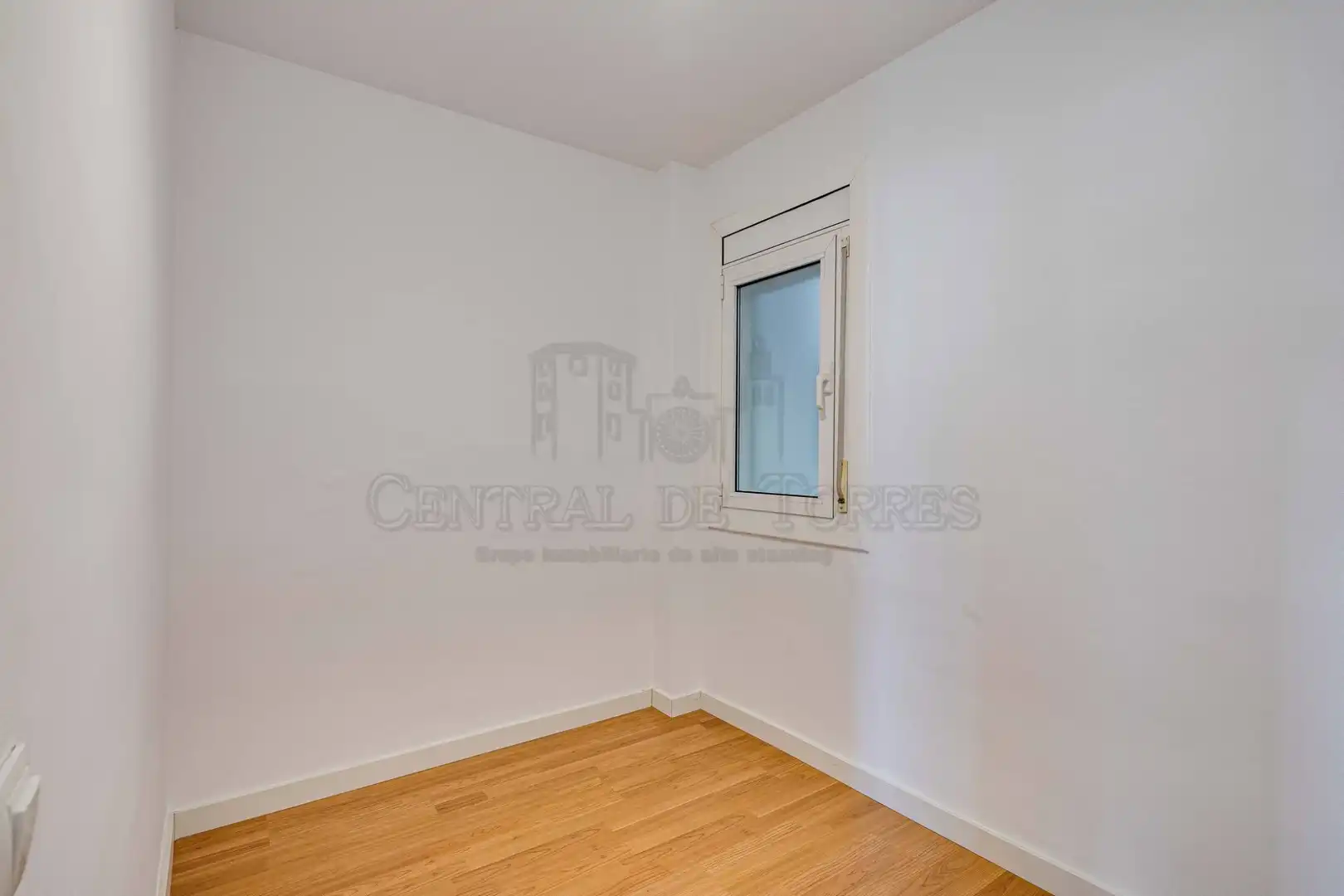 Bedroom of Flat for sale in Sant Cugat del Vallès  with Heating, Parquet flooring and Terrace