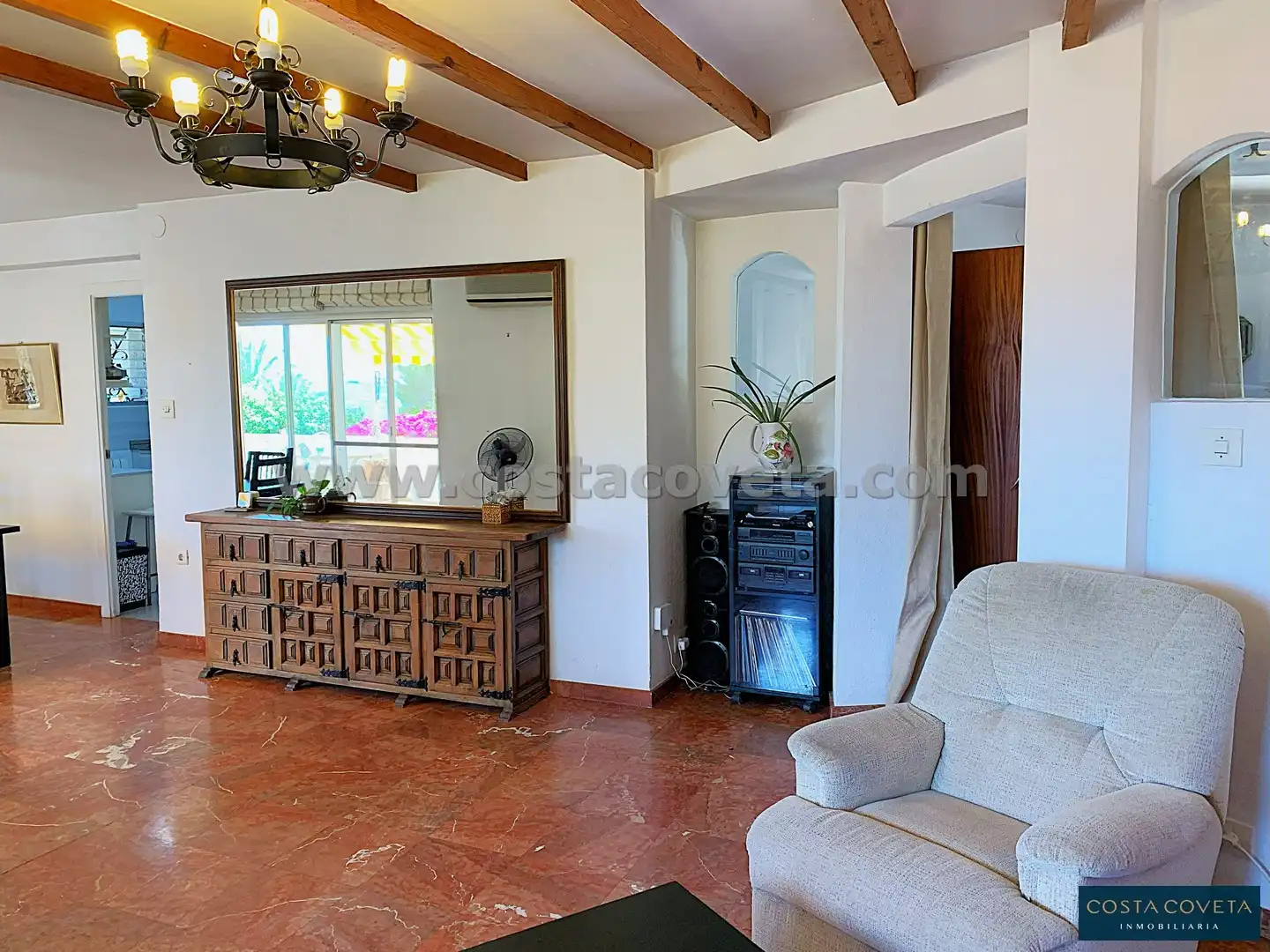 Living room of Houses for sale in El Campello  with Air Conditioner, Private garden and Terrace