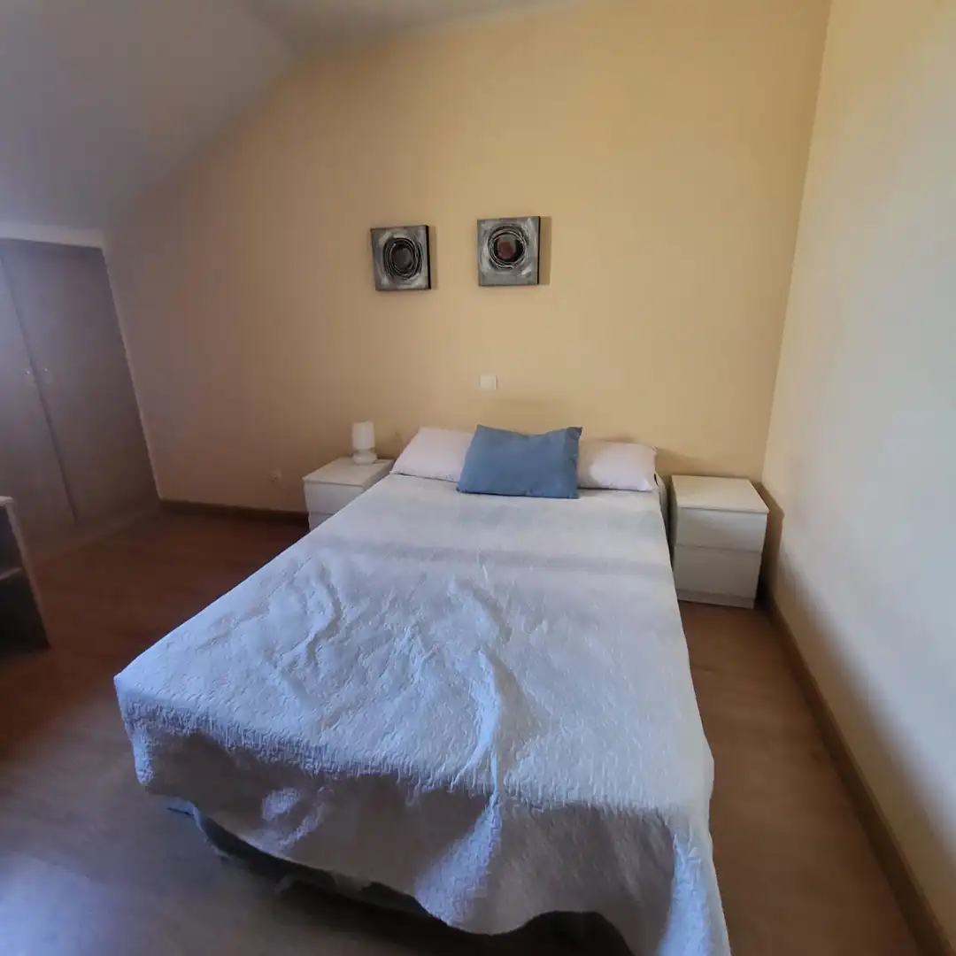 Habitación de Casa o chalet de alquiler en Ávila con Calefacción y Amueblado