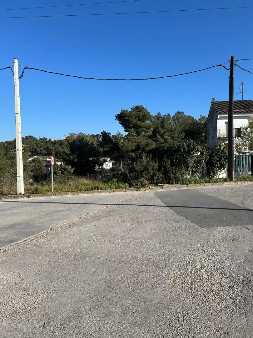 Terreno residencial en venta en Avinguda de Canyelles 41, imagen 4