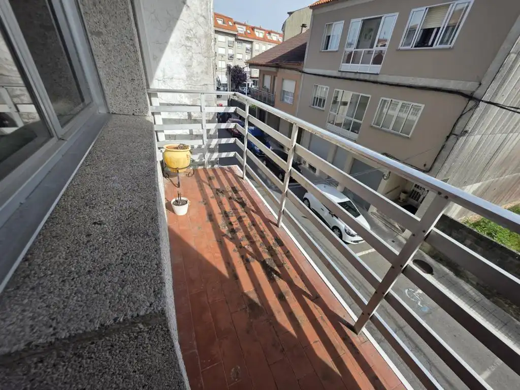 Balcony of Flat for sale in Vilanova de Arousa  with Parquet flooring, Furnished and Balcony