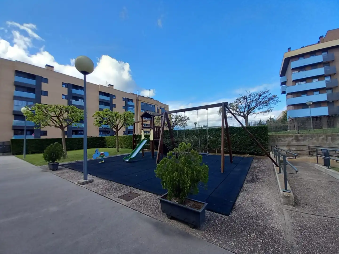 Flat for sale in Logroño - CL AUSTRIA, Portillejo - Valdegastea