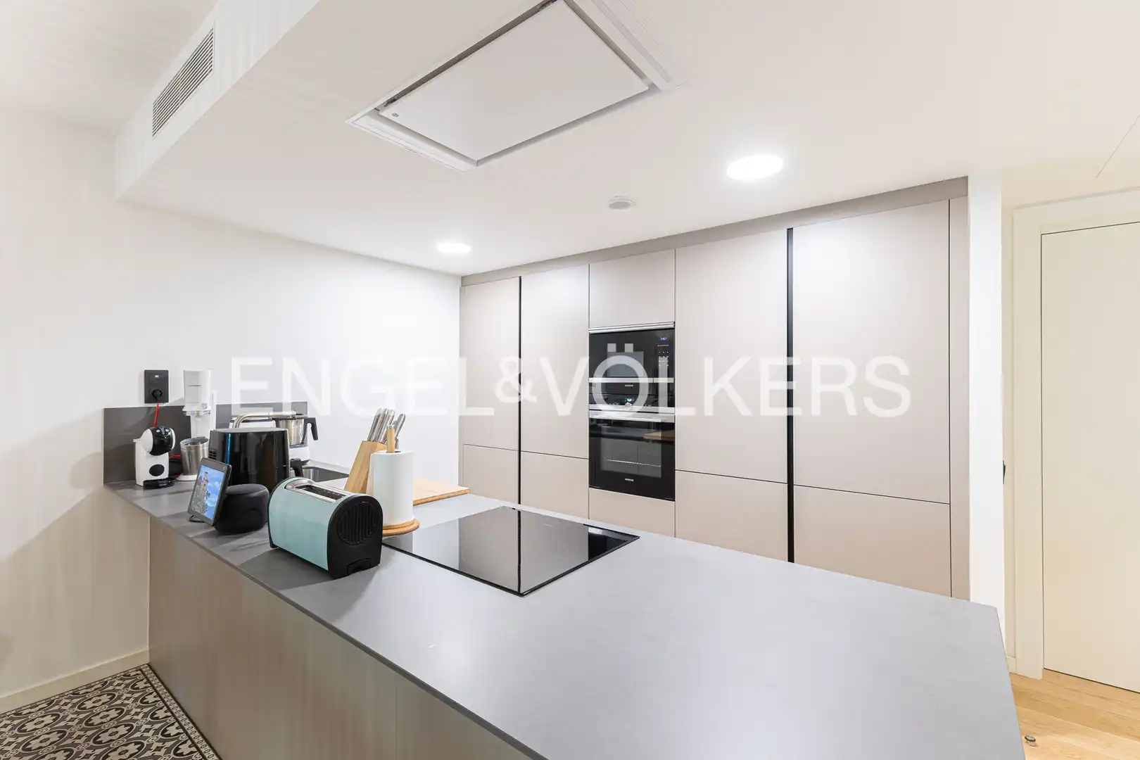 Kitchen of Flat for rent in Barcelona  with Air Conditioner, Heating and Parquet flooring