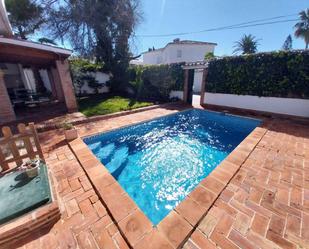 Swimming pool of Single-family semi-detached to rent in Marbella  with Air Conditioner, Heating and Private garden