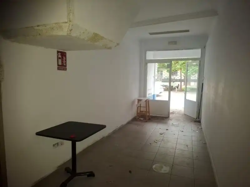 Geschaftsraum zum Verkauf in Viveiro