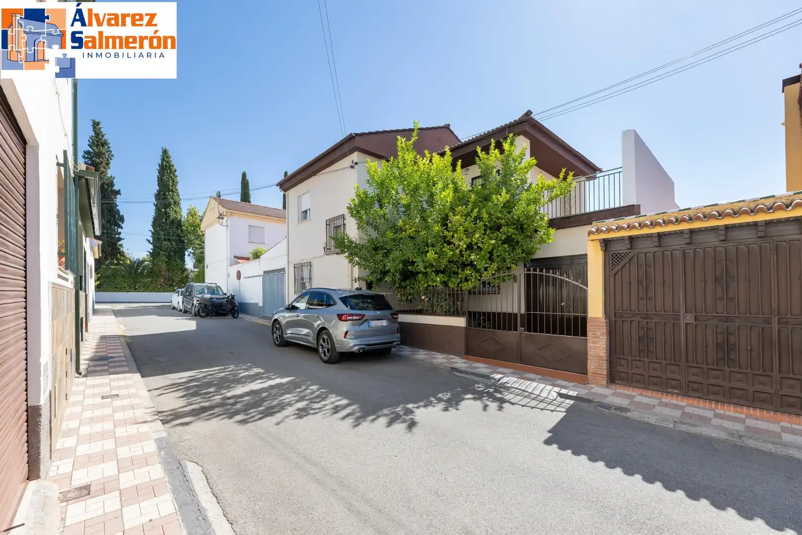 Vista exterior de Casa o chalet en venta en Albolote con Terraza, Trastero y Jacuzzi