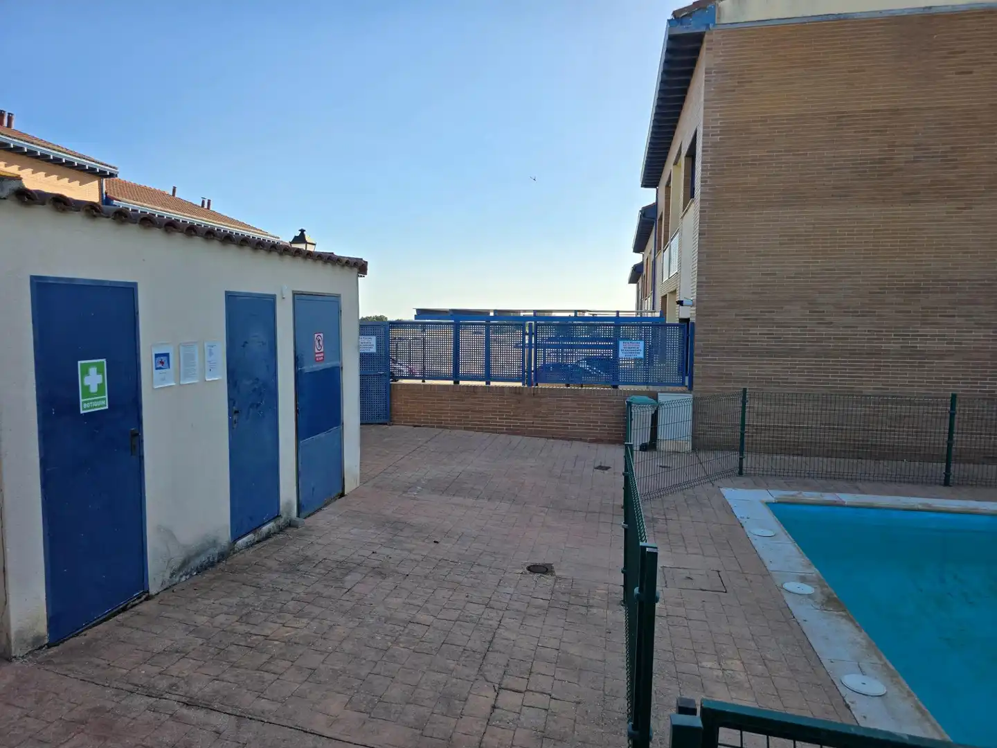 Swimming pool of Houses for sale in Yebes  with Heating