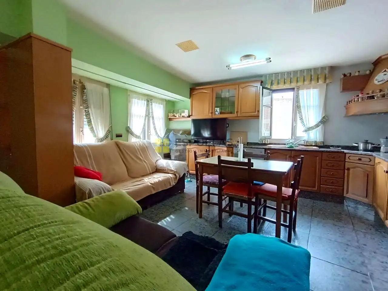 Cocina de Casa adosada en venta en Arnedo con Calefacción y Amueblado