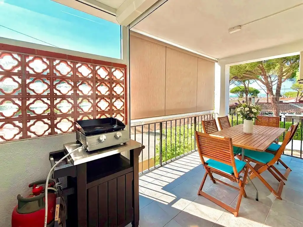 Terraza de Piso en venta en L'Escala con Aire acondicionado, Calefacción y Terraza