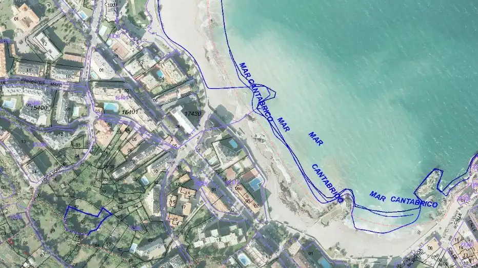 Vista exterior de Residencial en venta en Castro-Urdiales