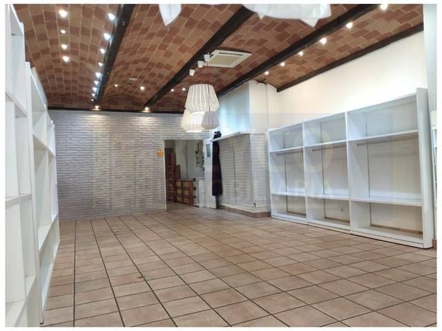 Local comercial en Alquiler en Oeste
